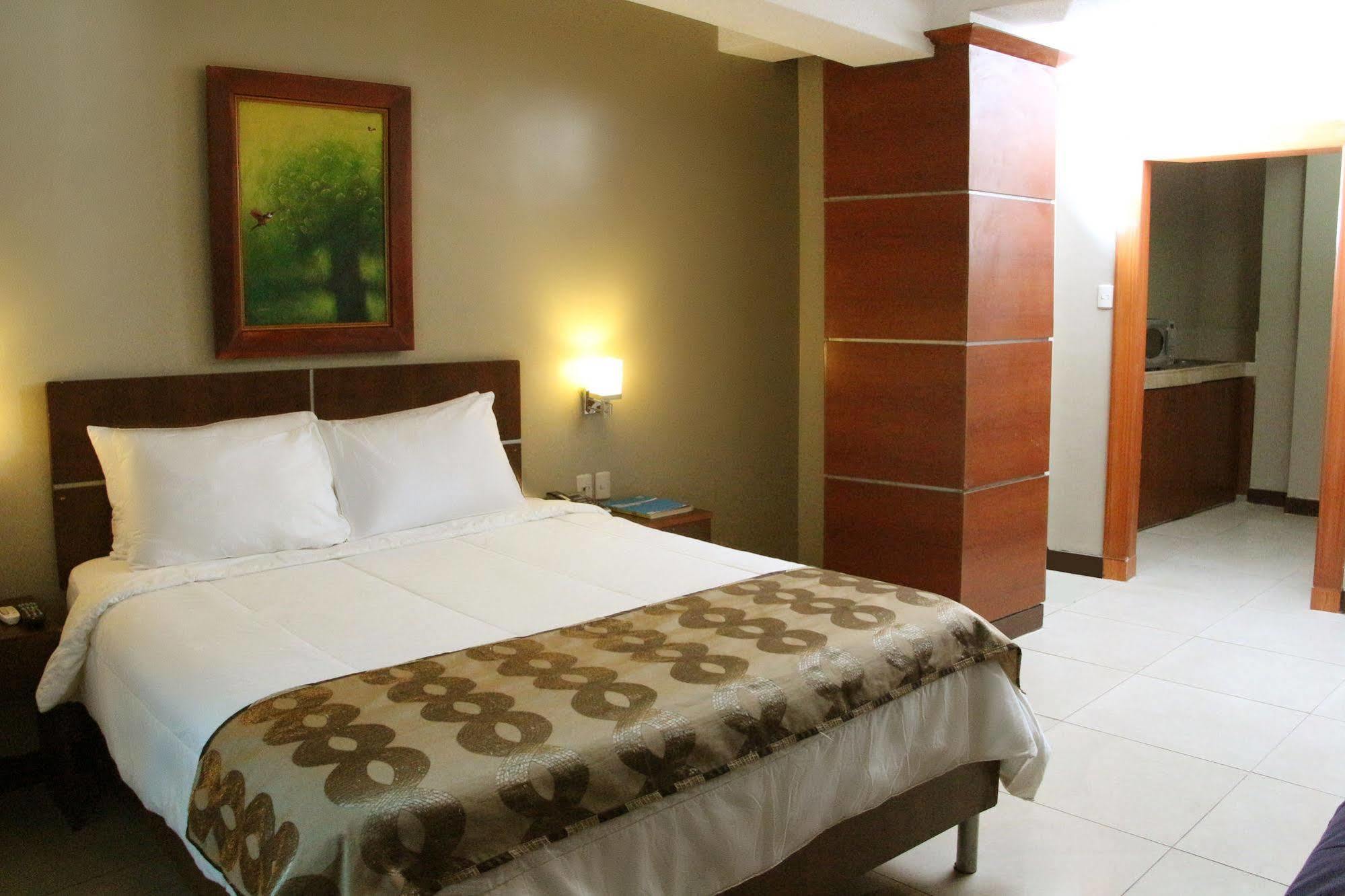 Hotel Presidente Internacional Guayaquil Exterior photo